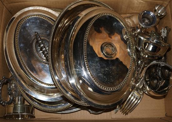 Quantity of silver plate